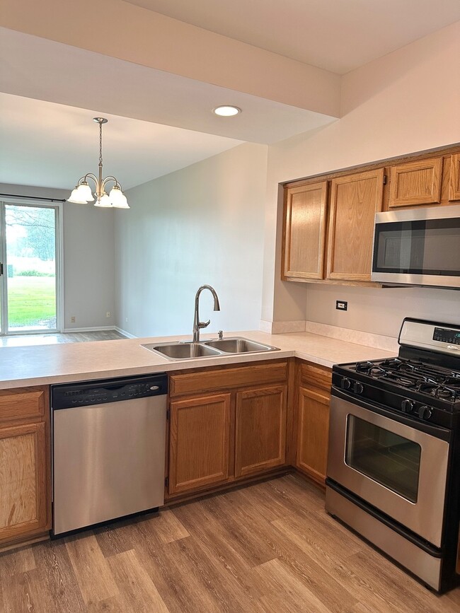 Photo - 179 Polaris Dr
