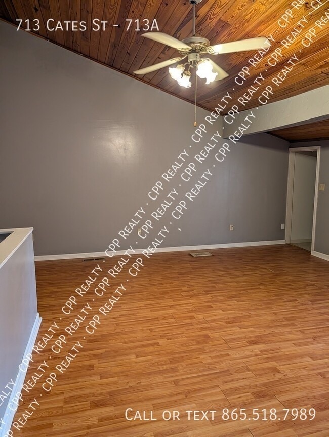 Building Photo - 713 Cates St Unit 713A