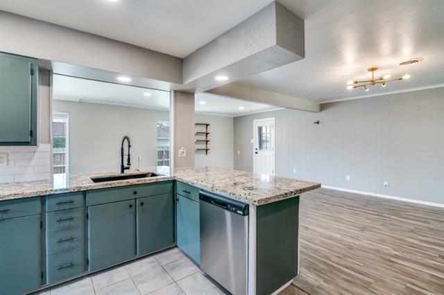 Photo - 2418 Patricia Ln