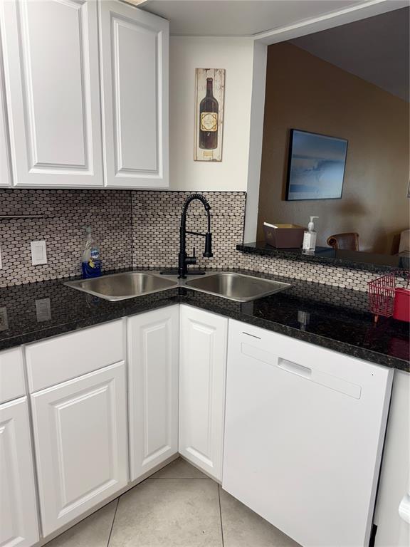 Photo - 5959 Winkler Rd Unit 114