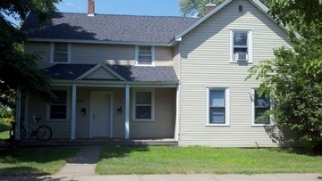 Photo - 734 Broadway St House