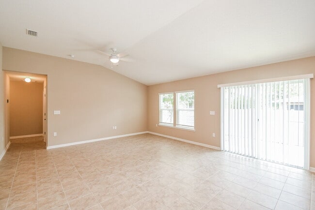 Photo - 9591 Palm Reserve Dr