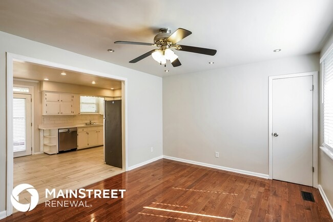 Photo - 3804 Scotwood Dr