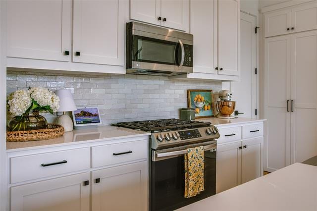 Photo - 6039 Lewis St