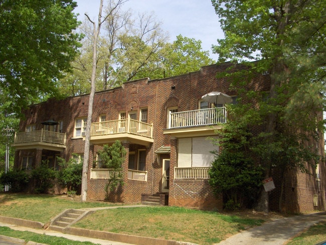 Photo - Magnolia Apartments