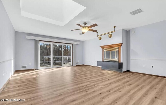 Photo - 1097 Lakewood Farmingdale Rd