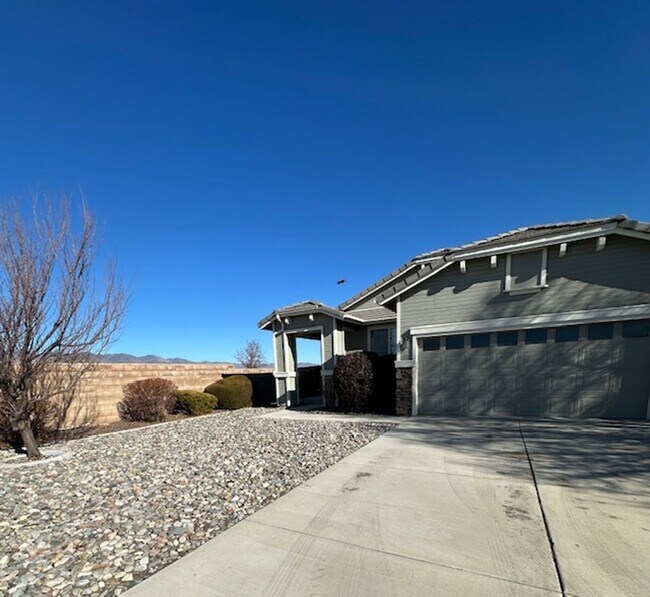 Photo - <b>Beautiful Three Bed Home Available On The Green at Dayton Golf Course<br><br>