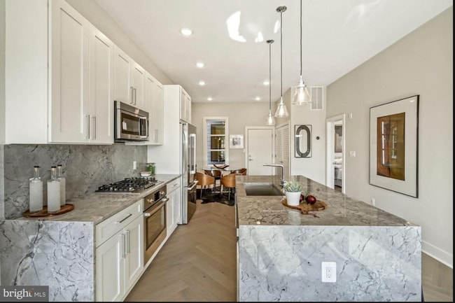 Photo - 1214 Madison St NW Unit 101