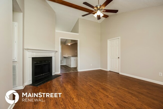 Photo - 808 Albin Ct