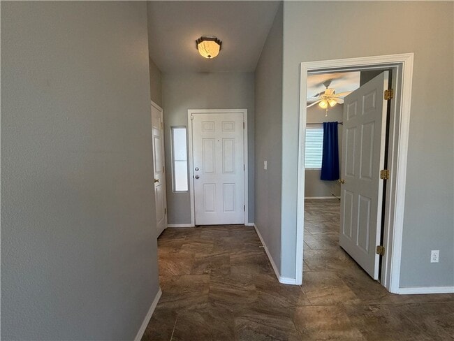 Photo - 1903 E La Entrada Pl