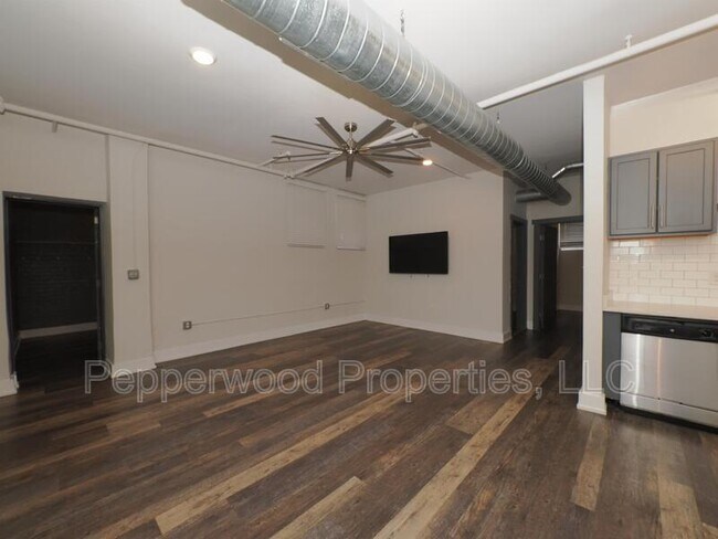 Photo - 600 Magnolia St