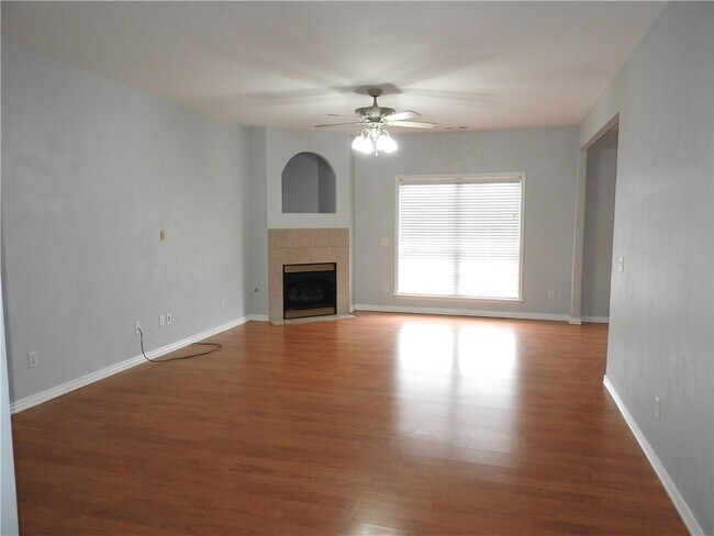 Photo - 2204 W Sunset Dr