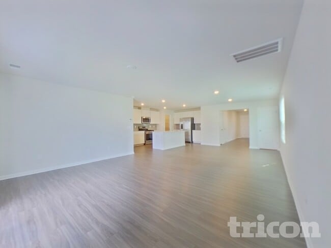 Photo - 1426 Cattleman Acrs Dr