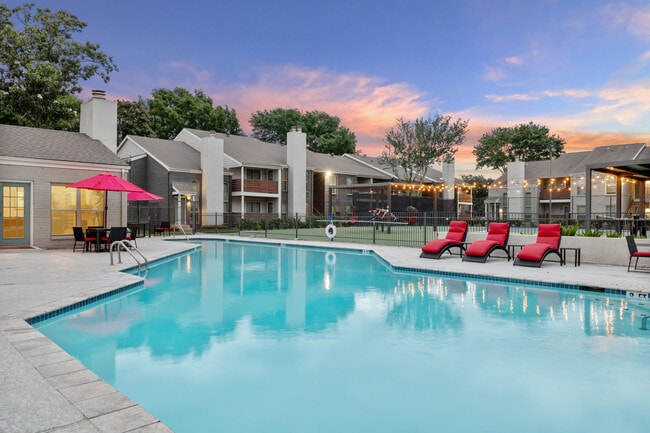 Building Photo - Commons at Westchase Rental