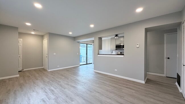 Building Photo - 721 Sunfish Pt Unit SFH