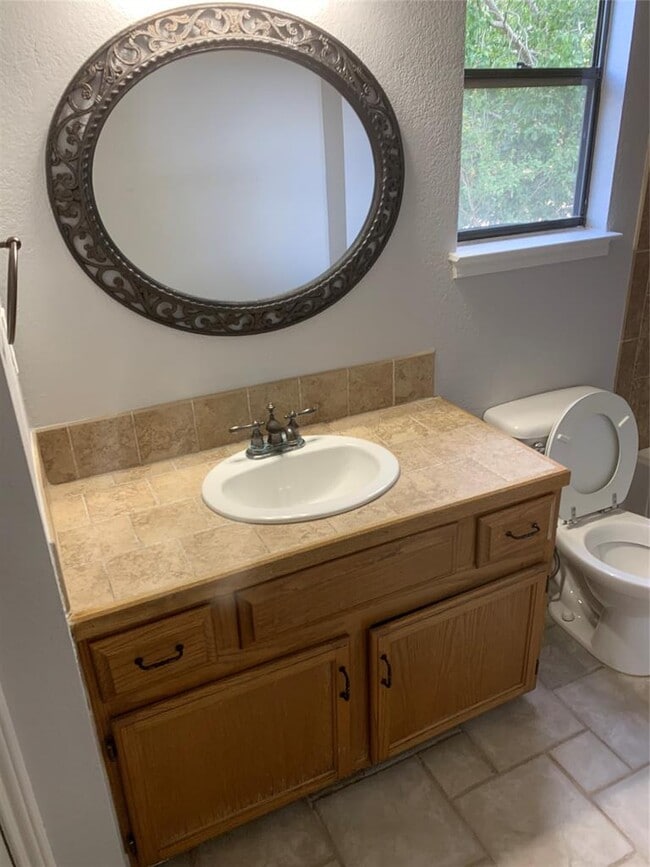 Photo - 807 Forest Trail