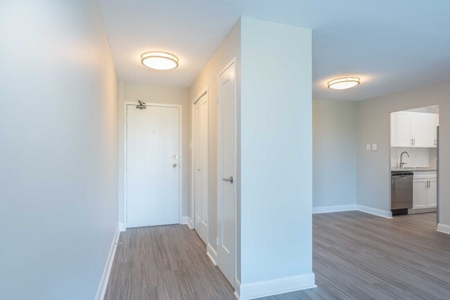 Photo - High Park Place Apartments