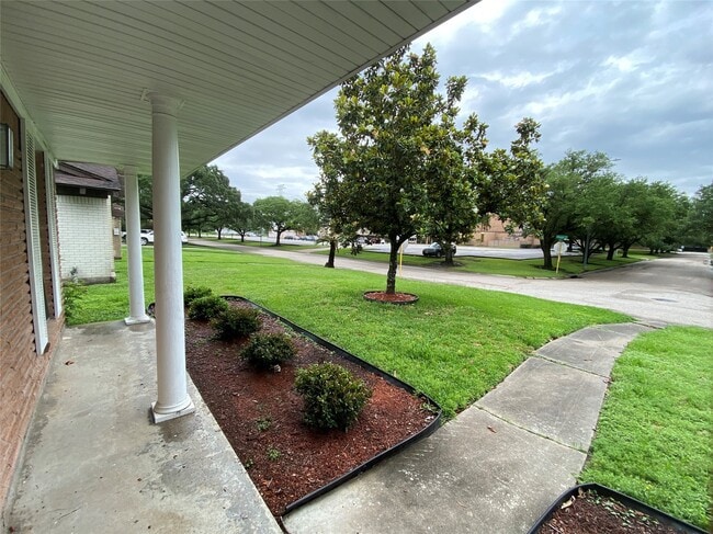 Photo - 4402 Cheena Dr