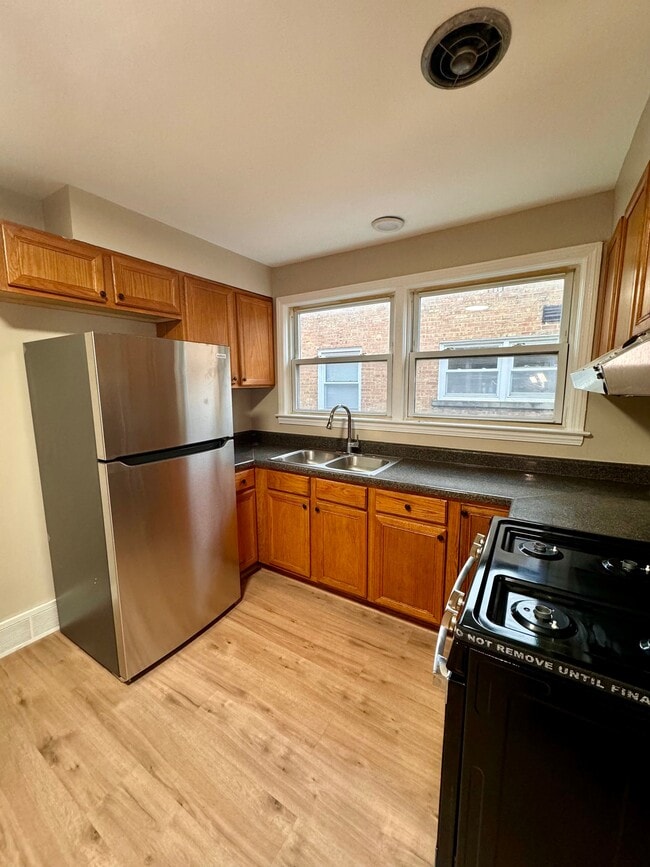 Photo - 9126 keating ave Unidad 2B