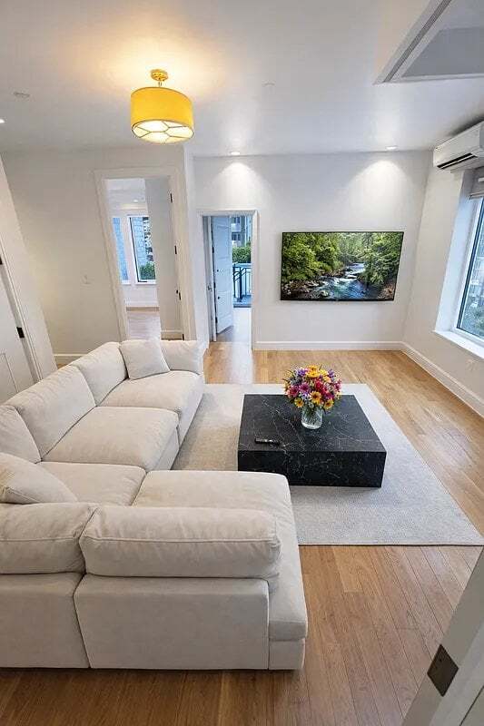 Photo - 56 Frost St Unit 1D