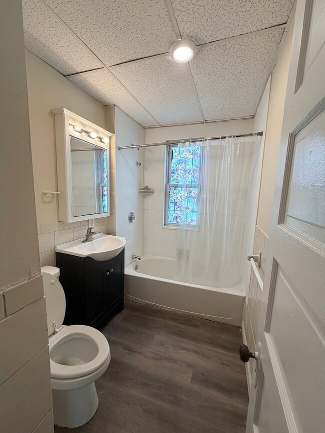 302 Washington St Unit 2