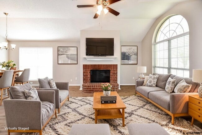 Photo - 2632 Bent Brook Dr