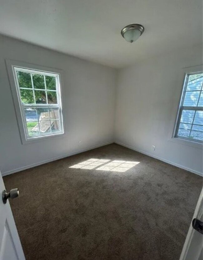 Photo - 519 St Leo Dr