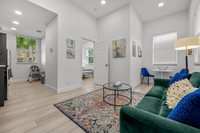 Photo - 1862 6th St Unidad ID1287530P