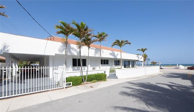Photo - 1501 N Fort Lauderdale Beach Blvd