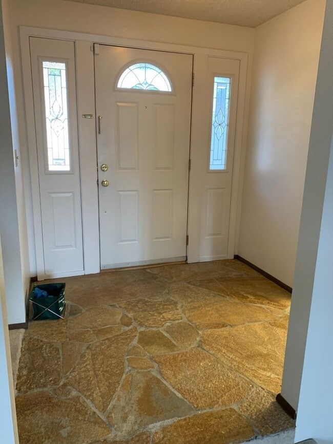 Photo - Spacious 3 bed 2 bath rambler home in Boulevard Lane, Renton