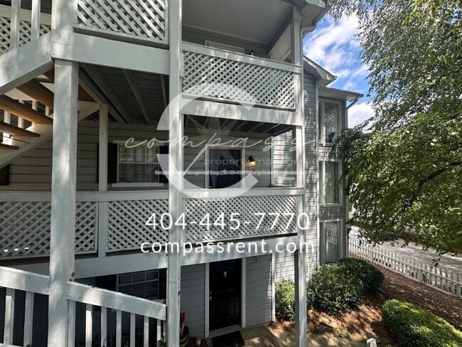 Building Photo - 1107 Natchez Trace Rental