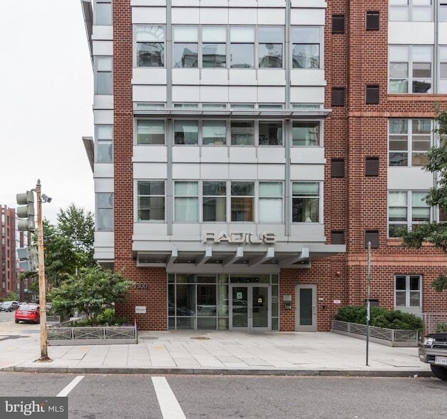 Photo - 1300 N Street NW Unit 408 Unidad 408