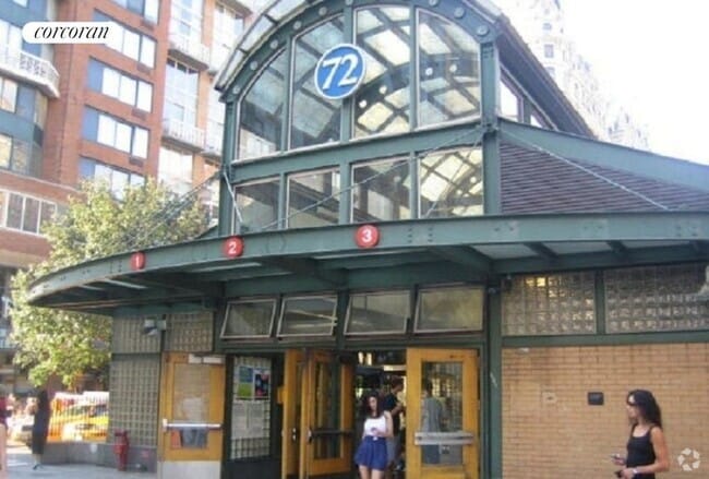 Building Photo - 250 W 72nd St Rental