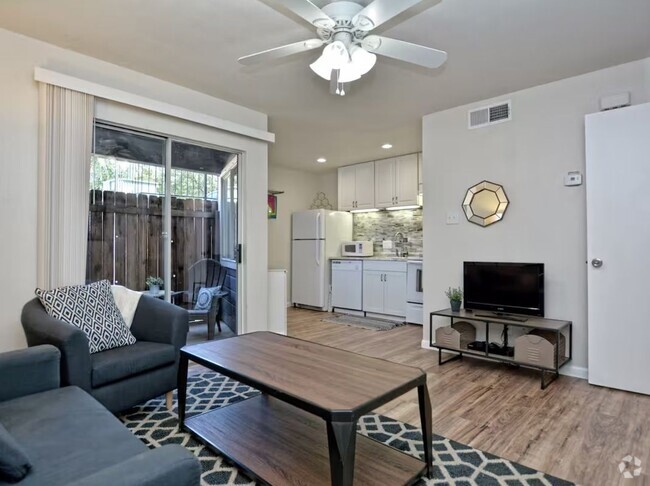 Building Photo - 1840 Burton Dr Rental