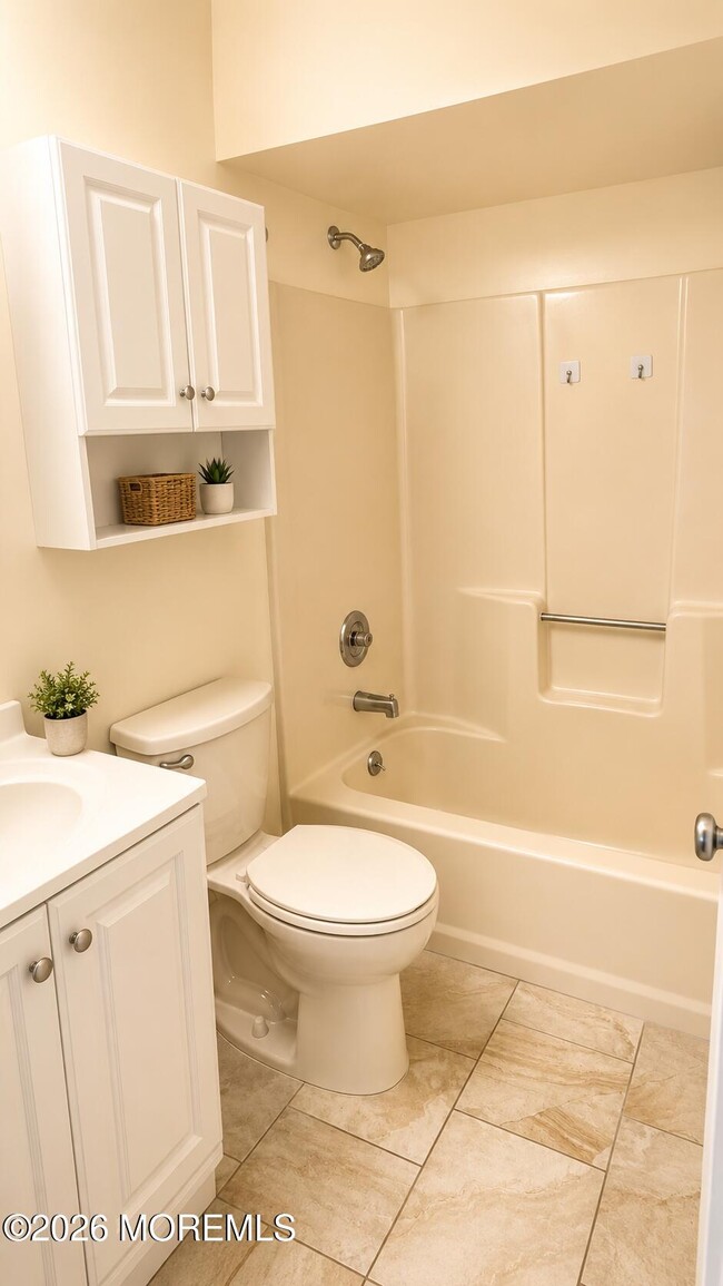 290 N Main St Unit 12