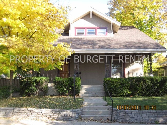 Building Photo - 308 W Stadium Ave Rental