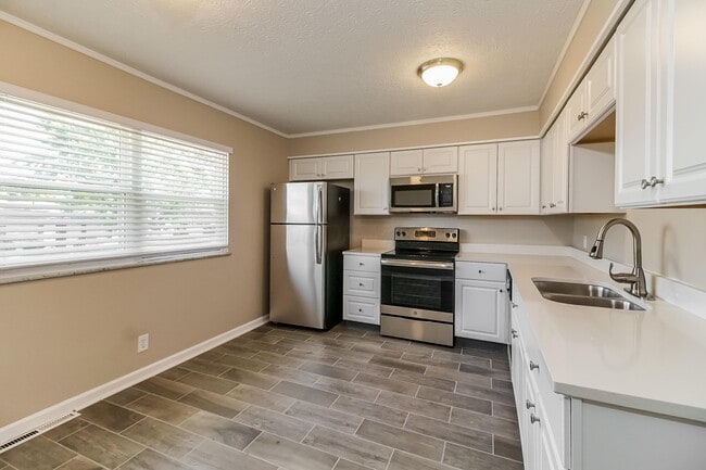 Photo - 3193 Elmreeb Dr