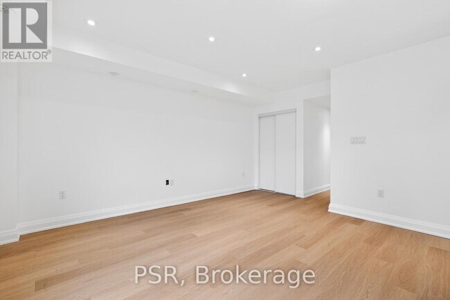 Photo - 218 Aileen Ave Unité A