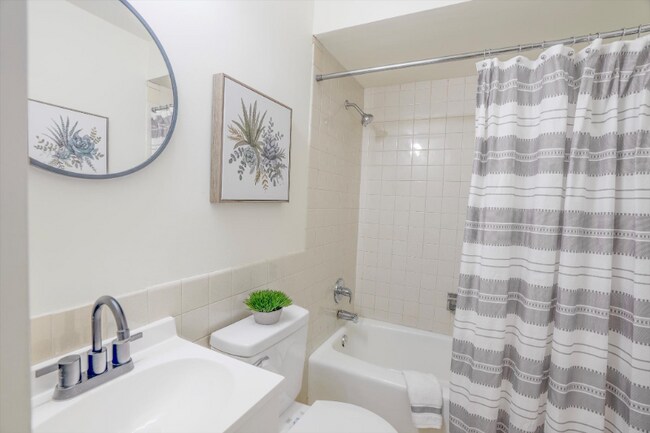 Photo - 2649-2651-2651 Keokuk St Unidad 2649 Keokuk St A1L