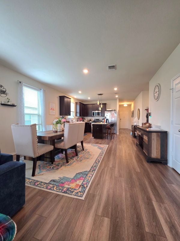 Photo - 350 Bedford Falls Ln