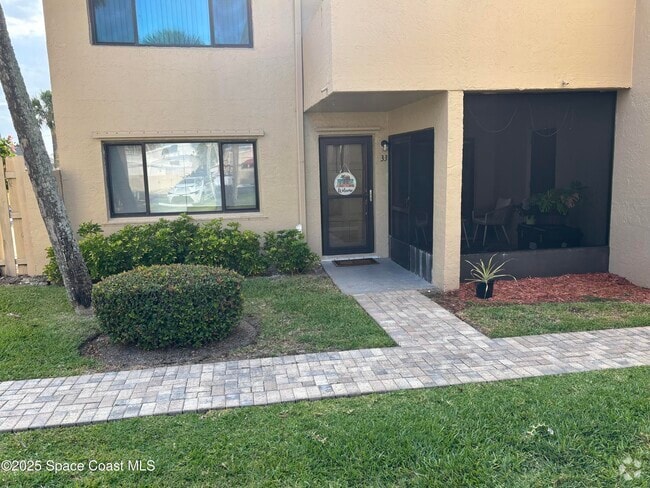 Building Photo - 1145 N Shannon Ave Unit 33 Rental