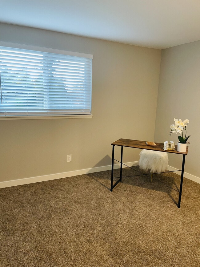 Photo - Cascadia at Fairwood Landing