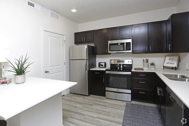 Phase 2 (1x1) Kitchen - 739 SF
