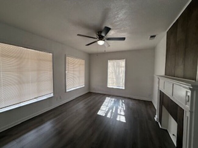 Photo - **50% Off First Month's Rent!**Newly Renovated 3 Bed / 2 Bath Home with Hardwood Floors & Spaciou...