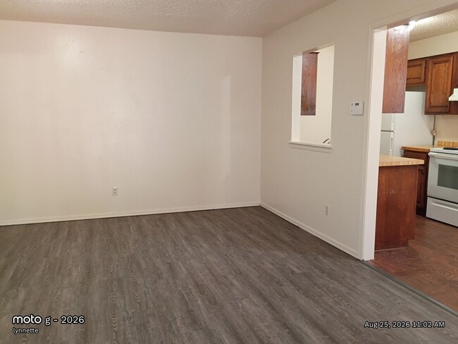 Photo - 515 Peppertree Ln