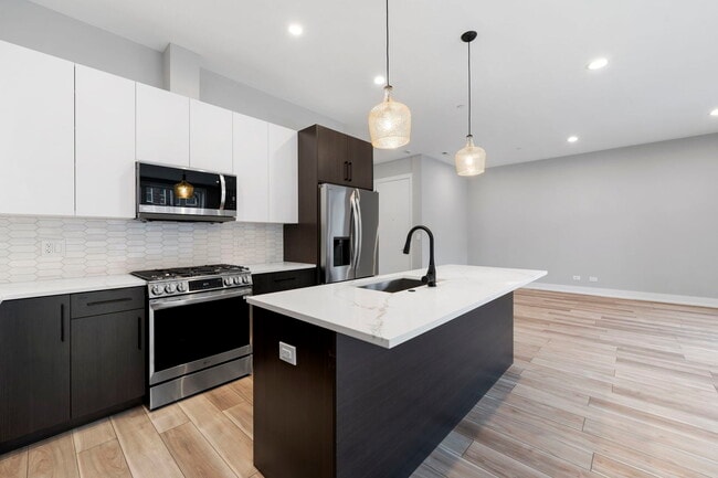 Photo - 4029 S Calumet Ave