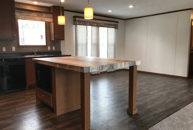 Photo - 1911 Magnolia St