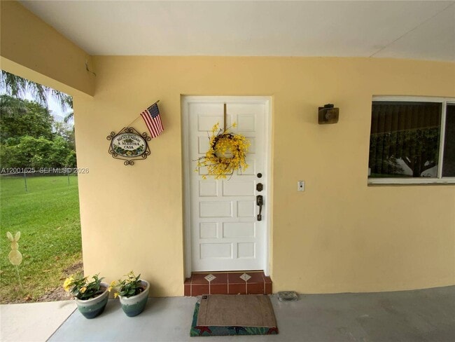 Photo - 8445 SW 4th St