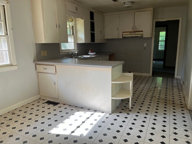 Photo - 5675 Old Thomasville Rd