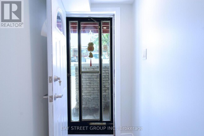 Photo - 117 Pindar Crescent